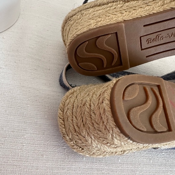 New Bella Vita Seraphina 2 Navy Stripe Espadrille Wedge Sandals Women’s 7WW - Picture 13 of 14